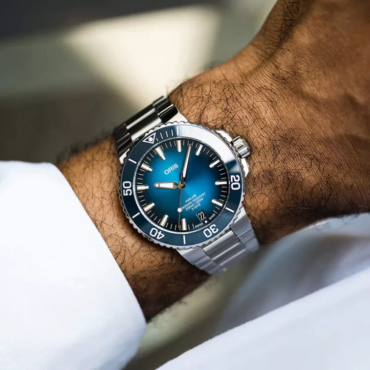 How long do automatic watches last - Oris Aquis Date